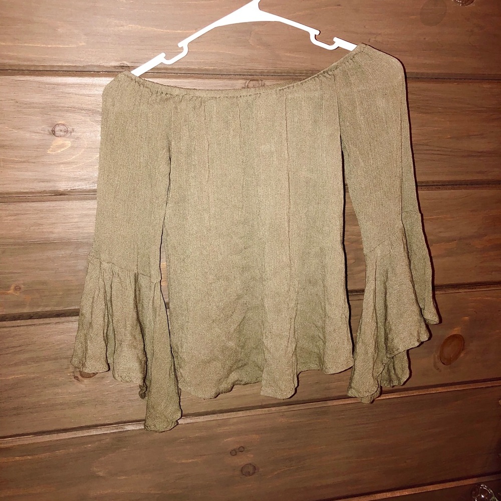 Green flowy shein top